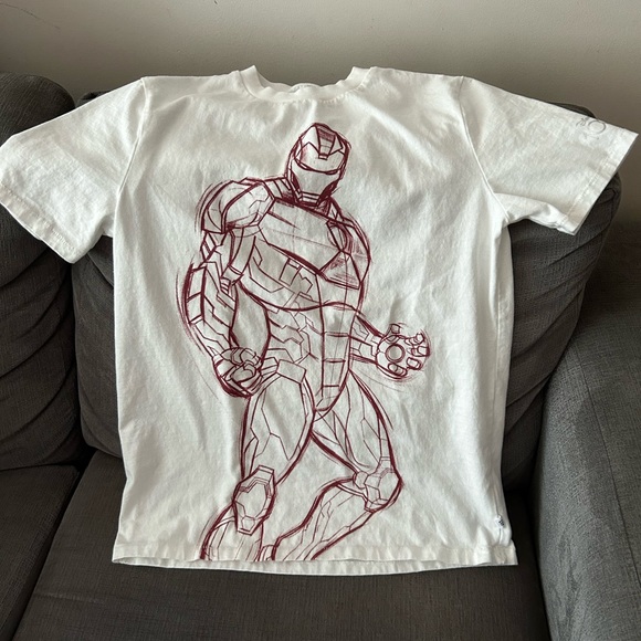 Marvel Tshirts. New. Bought them online for my son and they’re too small for him - Picture 7 of 7